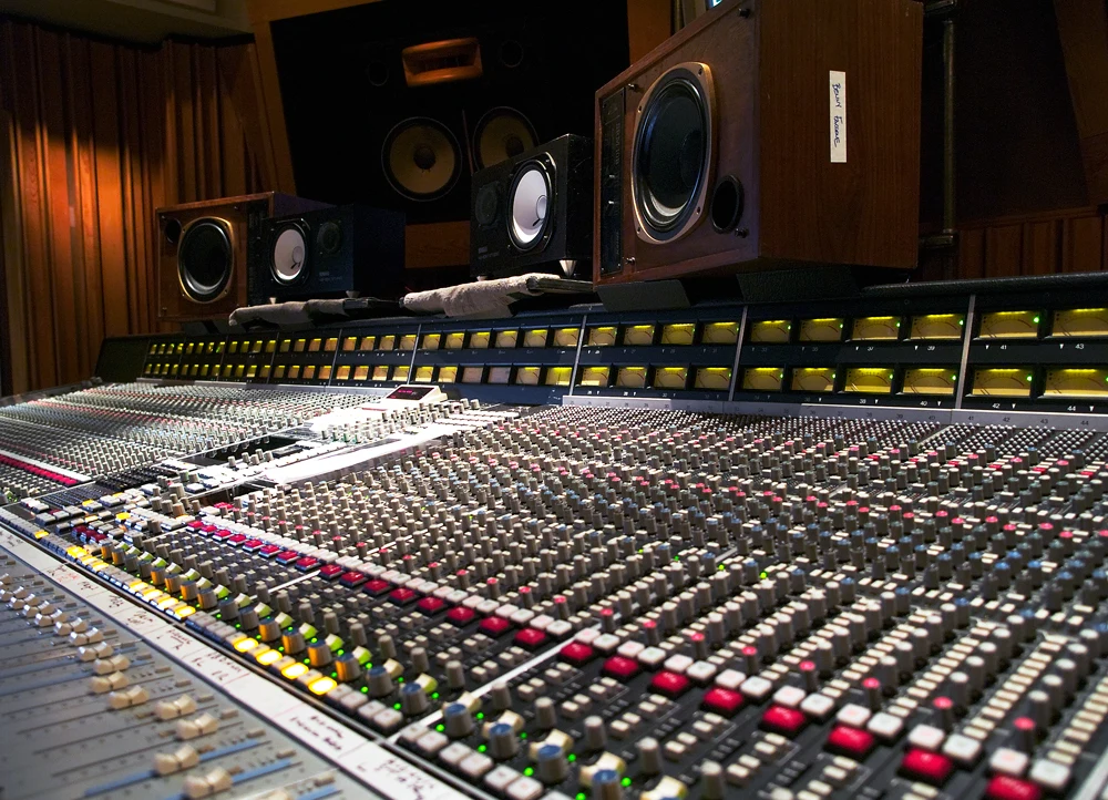 SSL SL 6072E/G console at Henson Recording Studios